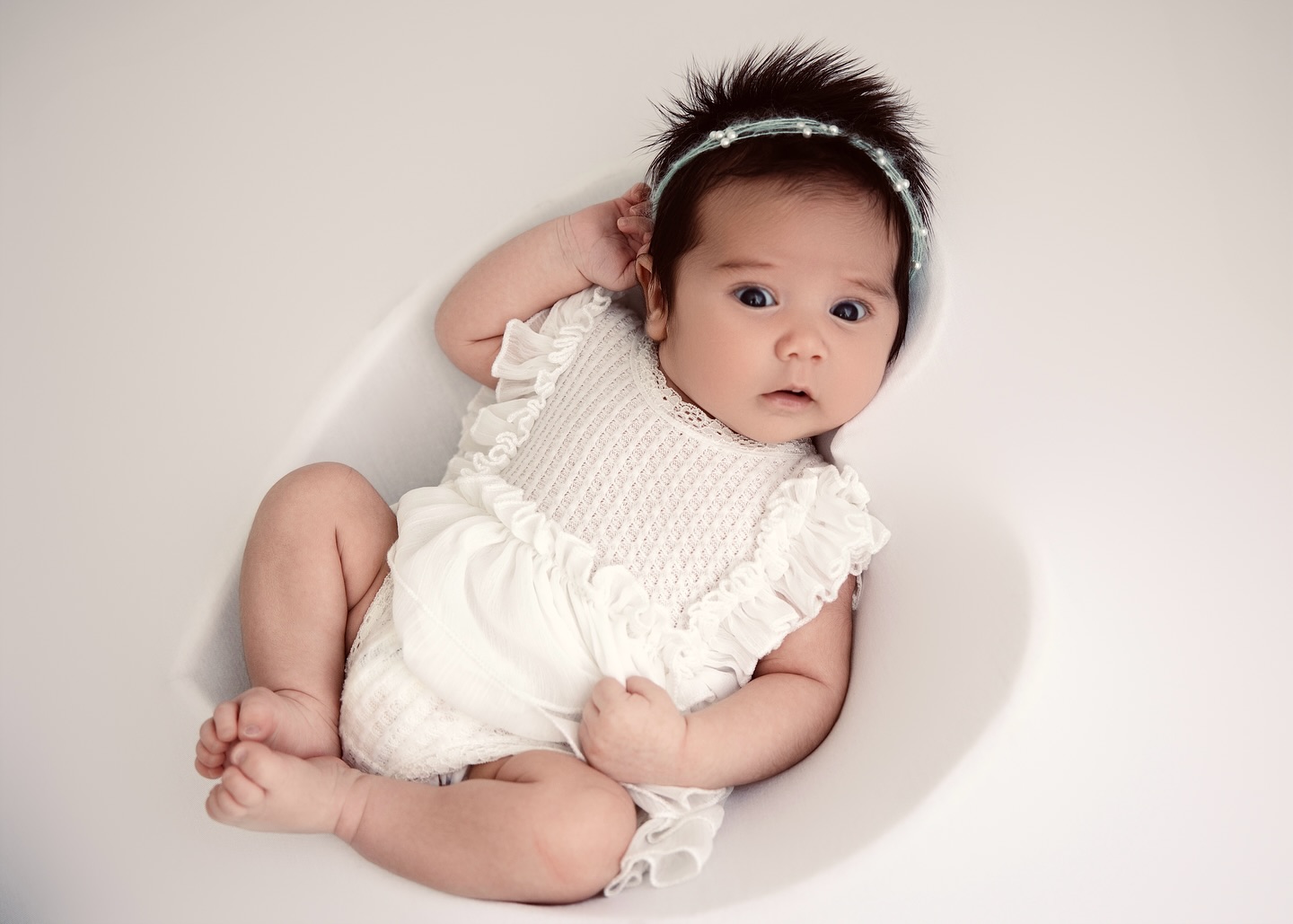 Because this stage deserves to be remembered beautifully 🤍
At 1–2 months, your baby begins to reveal their personality —
soft expressions, quiet connection, delicate details you’ll never see the same way again.
A refined, full-service experience designed for comfort, safety, and timeless imagery.
You simply arrive. Everything is prepared for you.
📍 Kerhonkson, NY
By appointment only
Inquire via DM